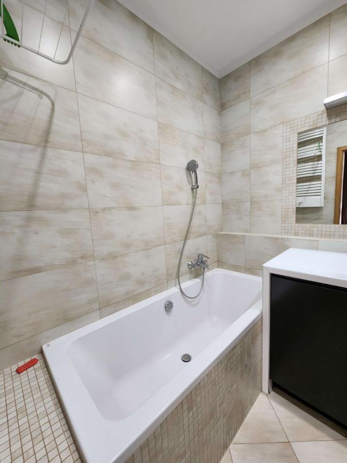 Ferienwohnung Nadmorski Dwor Modern Danzig Exterior foto