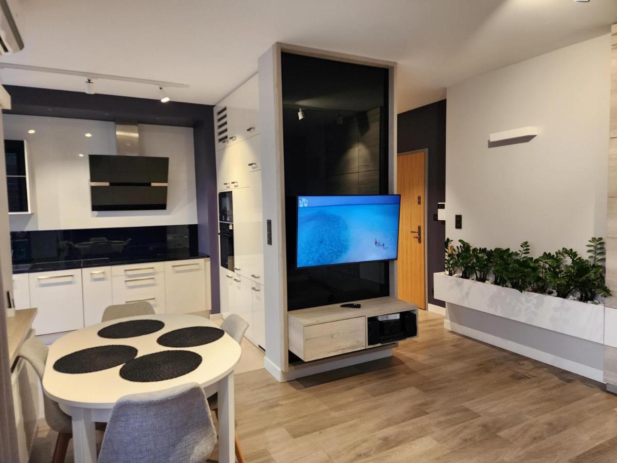 Ferienwohnung Nadmorski Dwor Modern Danzig Exterior foto